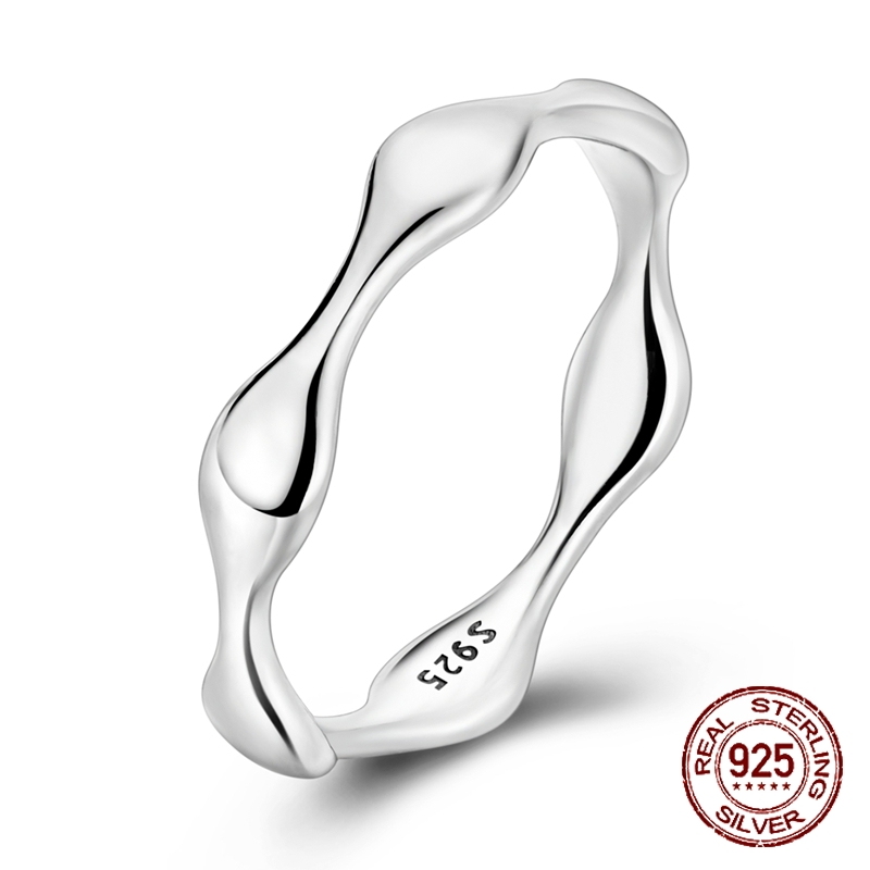 Minimalist Ring Stackable - خاتم فضة عيار 925 بتصميم متموج
