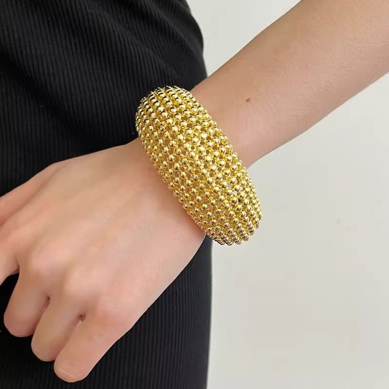 طقم أساور وخواتم فاخرة بتصميم  - مراجعة Minimalist Ring Stackable وسعره