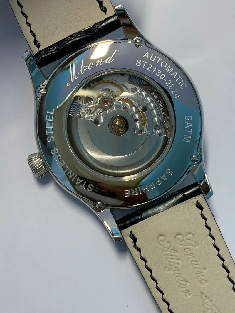 ساعة يد بدون عقارب، حركة سويسر - مراجعة Jewellery Watch وسعره